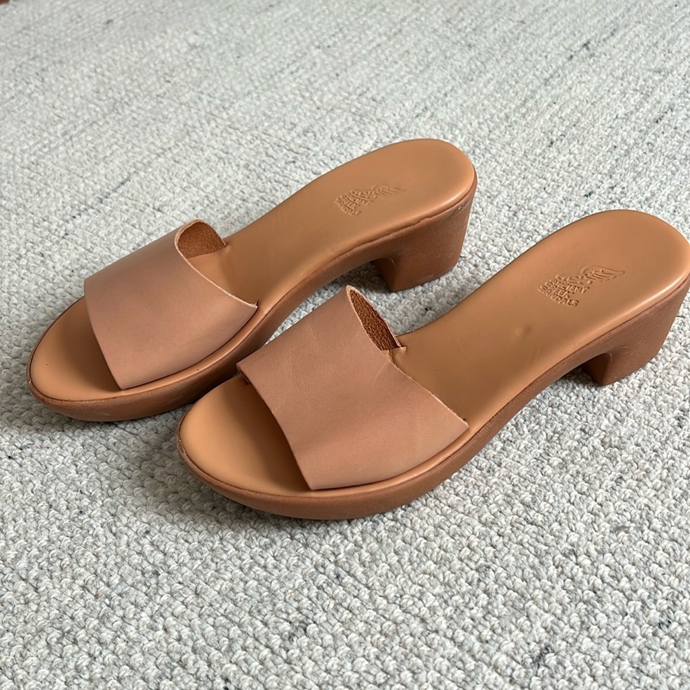 Ancient Greek leather slides size 40